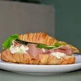 Foto de Croissant serrano